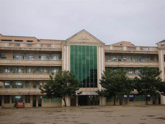 南充市高坪中學校園風采