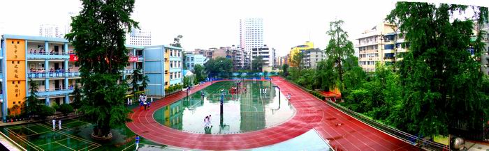 成都石室聯(lián)合中學(xué)地理位置在哪兒？