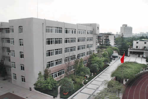 列五中學(xué)石公辦還是民辦？
