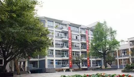 成都市田家炳中學辦學質(zhì)量怎么樣？
