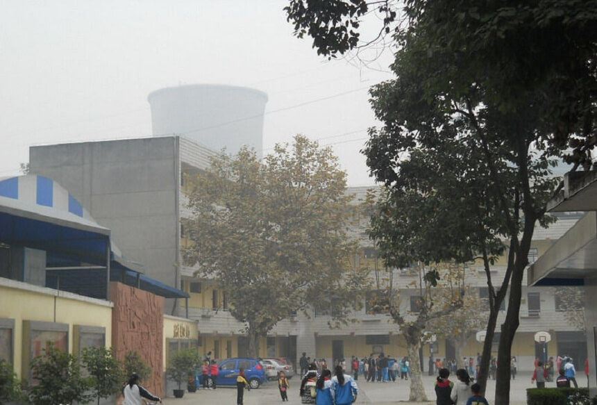 成都列五中學在哪個位置？