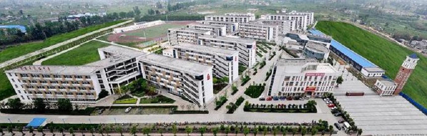 成都經(jīng)濟技術開發(fā)區(qū)實驗中學校園環(huán)境好不好？