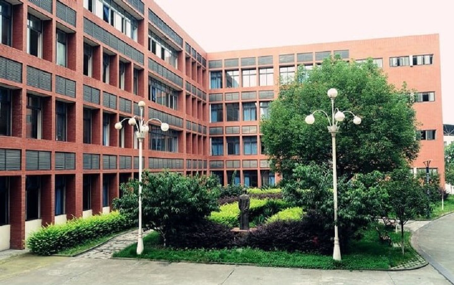 江油一中地址在哪兒？