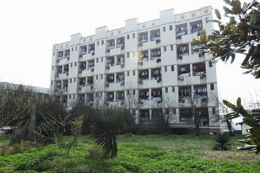 伍隍中學(xué)校園環(huán)境好嗎？