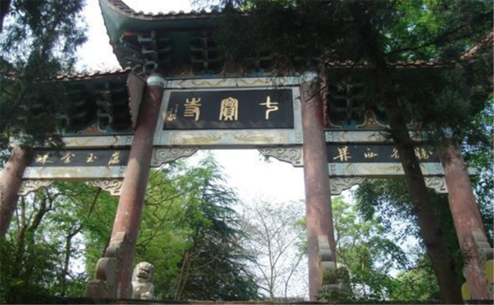 七寶寺中學學校環(huán)境怎么樣？