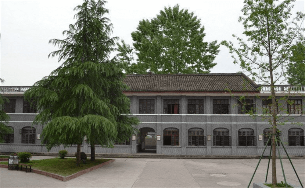 閬中市柏埡中學(xué)學(xué)校環(huán)境怎么樣？