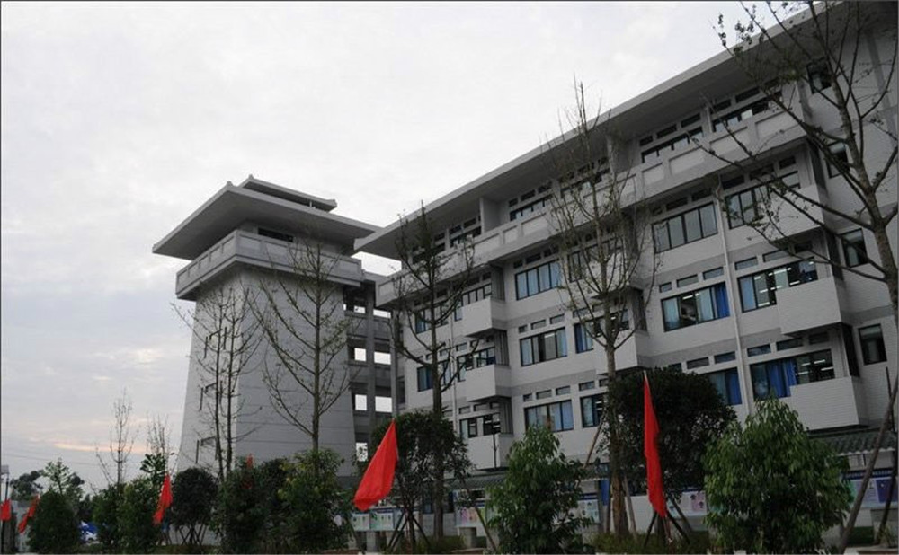 成都石室中學(xué)北湖校區(qū)2020年的錄取分數(shù)是多少？