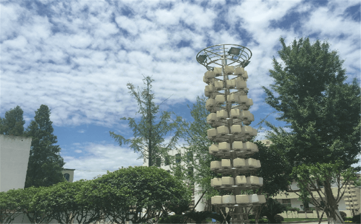 成都市籍田中學(xué)每年的學(xué)費是多少錢？