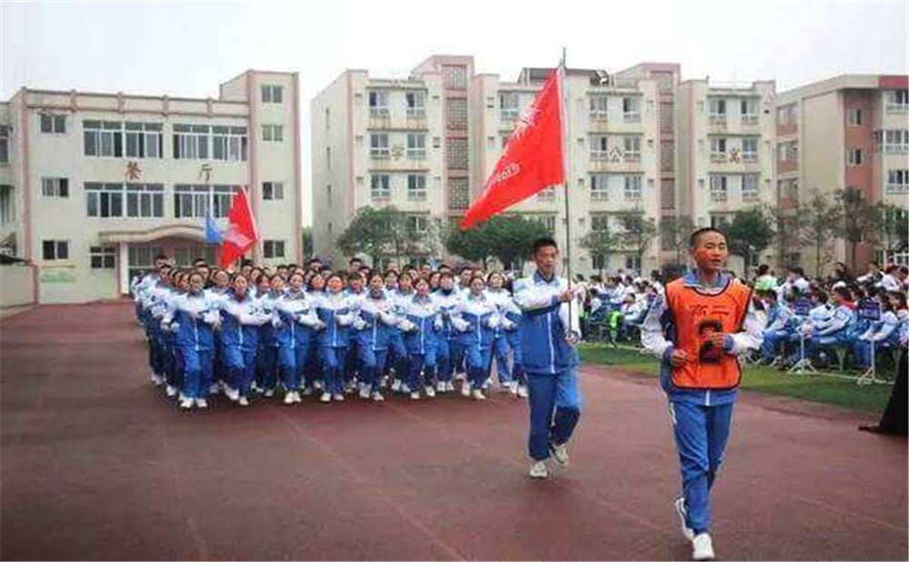 大邑縣實(shí)驗(yàn)中學(xué)育才的升學(xué)率是多少？