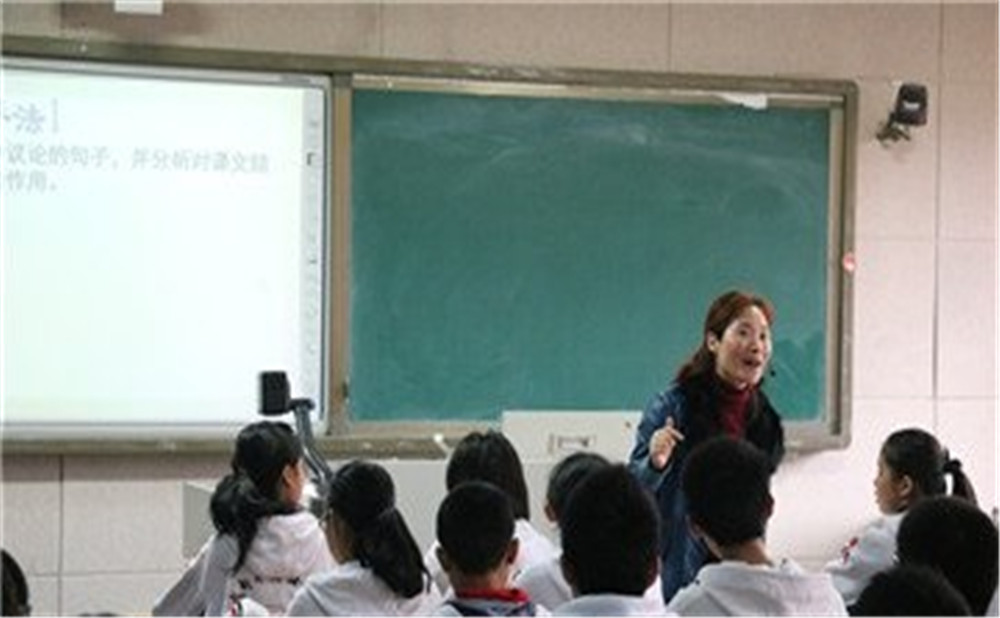 成都實(shí)驗(yàn)中學(xué)去年的錄取分?jǐn)?shù)線是多少？