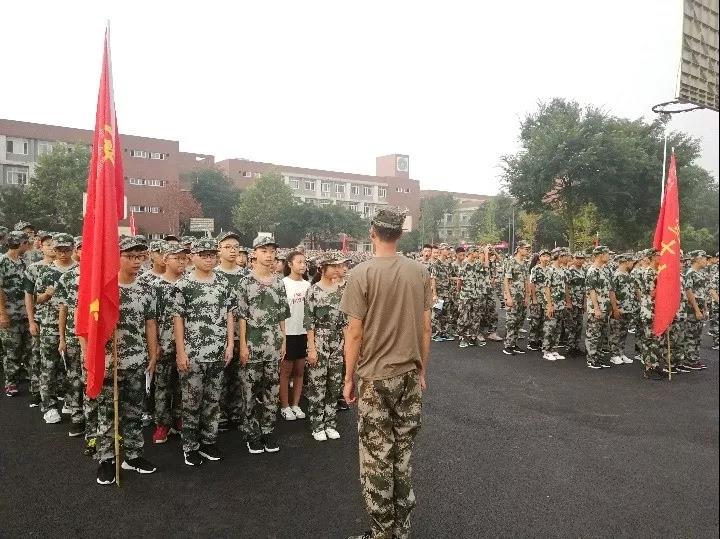 華潤高級中學(xué)的升學(xué)率怎么樣？"華潤1.jpg"