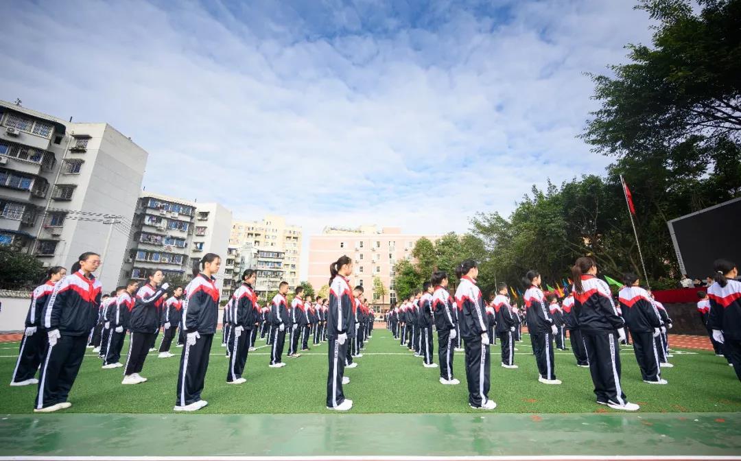 成都西川中學(xué)近三年的錄取分?jǐn)?shù)線(xiàn)是多少？