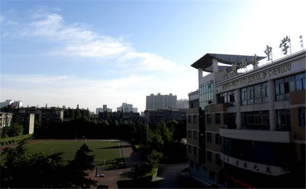 成都市西北中學(xué)的本科升學(xué)率高不高？