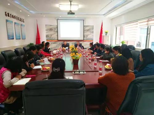 成都鐵路中學(xué)的錄取分?jǐn)?shù)線是多少？