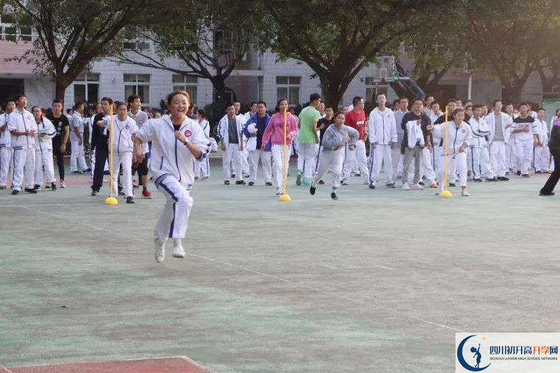 2020成都市田家炳中學(xué)的升學(xué)率有多少？
