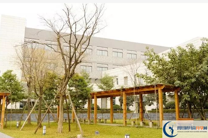 石室天府中學高中本部的錄取分數(shù)是多少？
