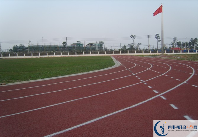 四川師范大學(xué)附屬第三實(shí)驗(yàn)中學(xué)這所學(xué)校怎么樣？
