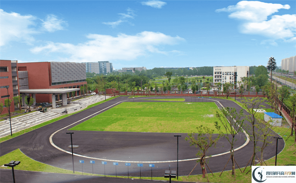 電子科技大學實驗中學的高中住宿好不好？