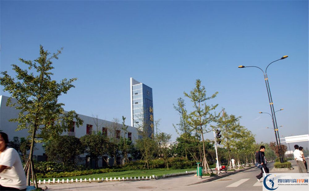 成都樹德中學(xué)中高中歷年來的分數(shù)線是多少？