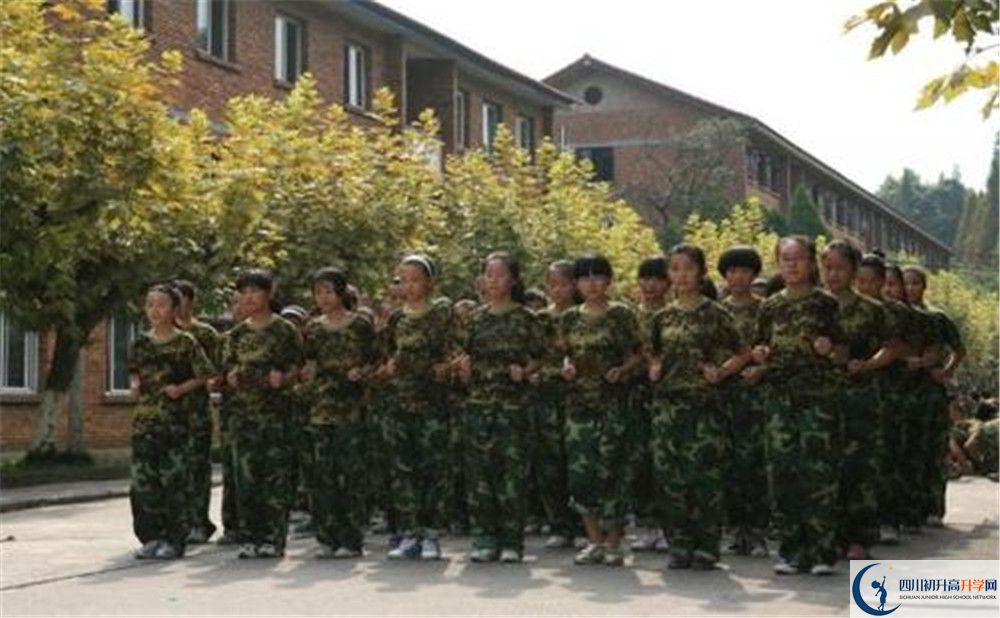 石室聯(lián)合中學(xué)蜀華分校招生考試科目是什么？