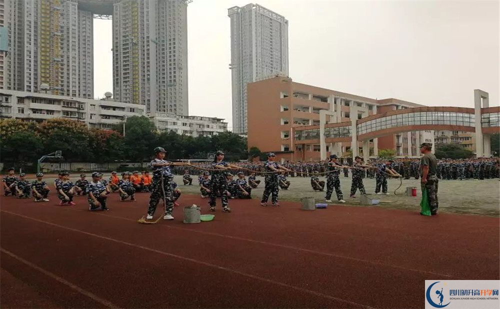 成都十二中（四川大學(xué)附屬中學(xué)）是重點(diǎn)中學(xué)嗎？
