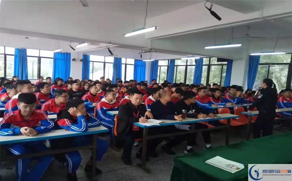 2020成都文武學(xué)校期末試卷數(shù)學(xué)在哪兒看？