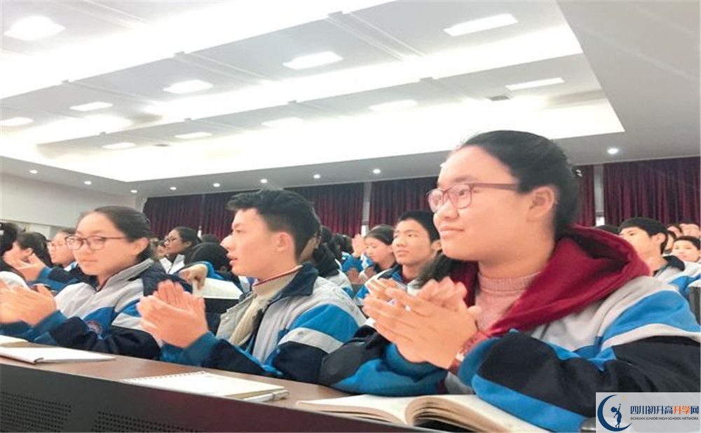 成都西藏中學(xué)高2020屆高三階段檢測試題語文難嗎？