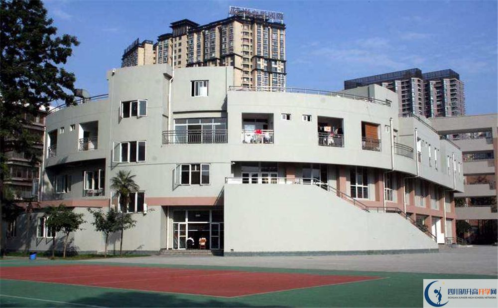 成都市鹽道街中學高中分班考試難嗎？