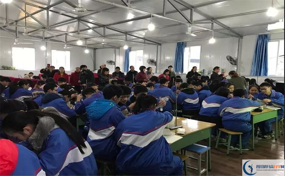 2020簡(jiǎn)陽(yáng)實(shí)驗(yàn)中學(xué)高三英語(yǔ)期末試卷在哪看？