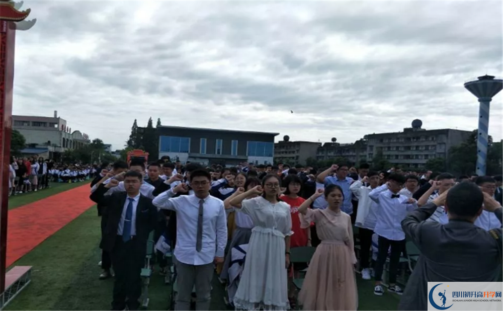 高埂中學(xué)平行班中考重點(diǎn)率是多少？
