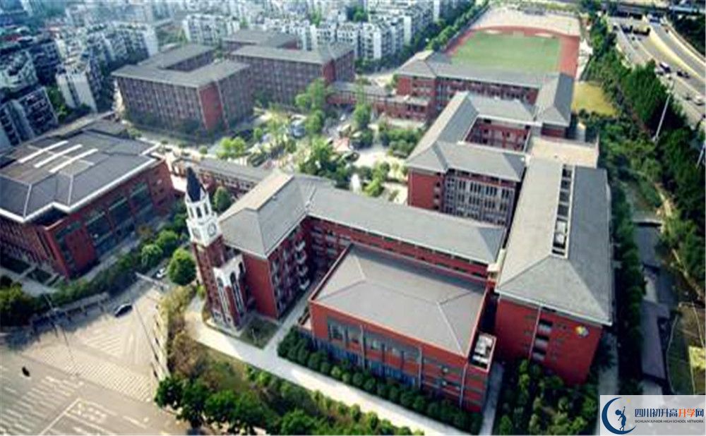 成都七中萬達學校2020年高考人數是多少？