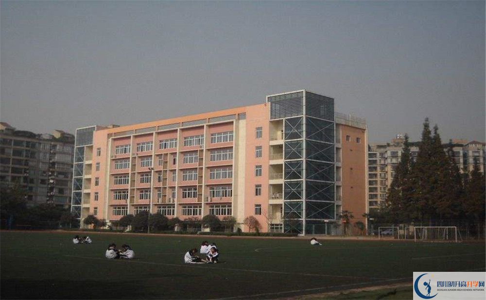 成都十八中2020年高考人數(shù)是多少？
