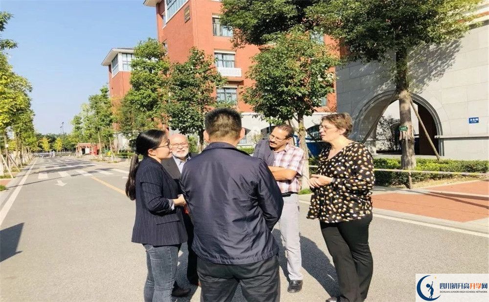 2020新都一中二診數(shù)學(xué)試題答案在哪看？