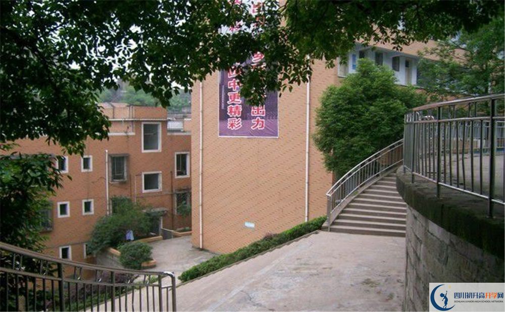 江安縣第四中學今年的錄取條件是否有變化？